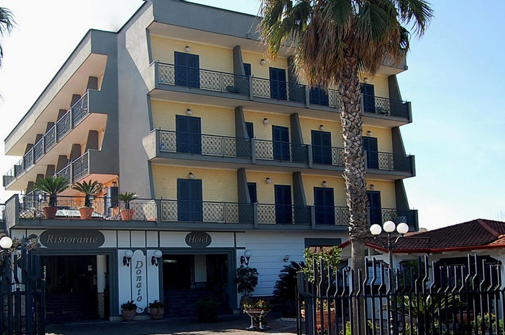 Hotel Hotel Ristorante Donato 3*