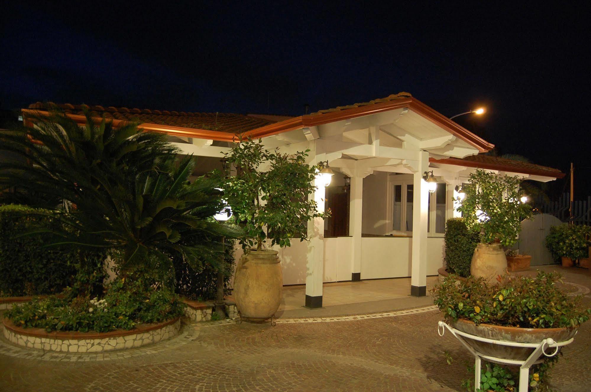 Hotel Ristorante Donato Hotel Calvizzano
